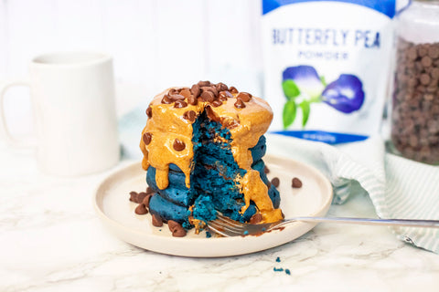 Natural food coloring blue pancakes