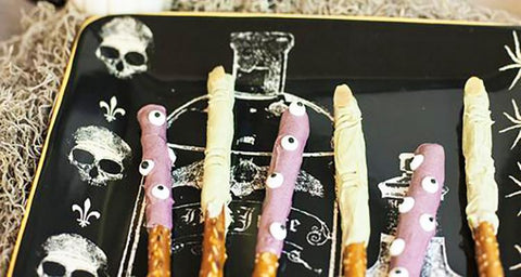 Fun and Simple Halloween Pretzel Sticks